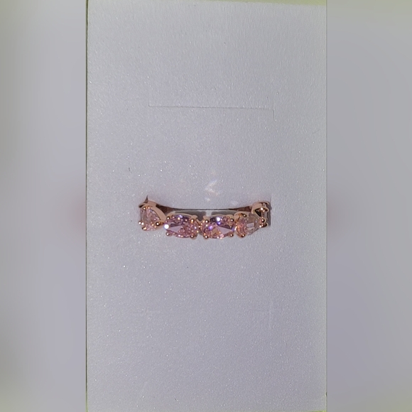 "Artistic Details" Ring - Picture 3 of 4